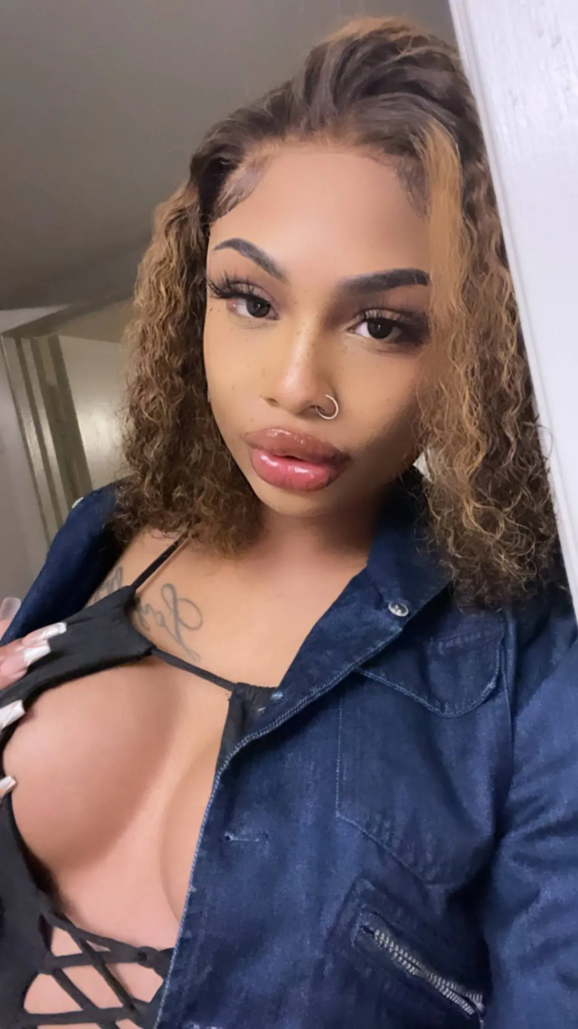 Amber Leaks camshow