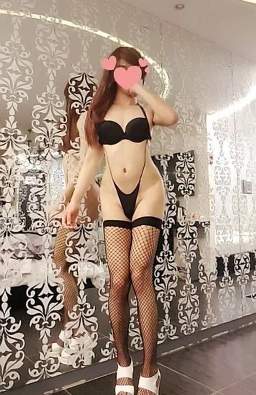 Ladyboy Junghwa AKA Nurtsug camshow