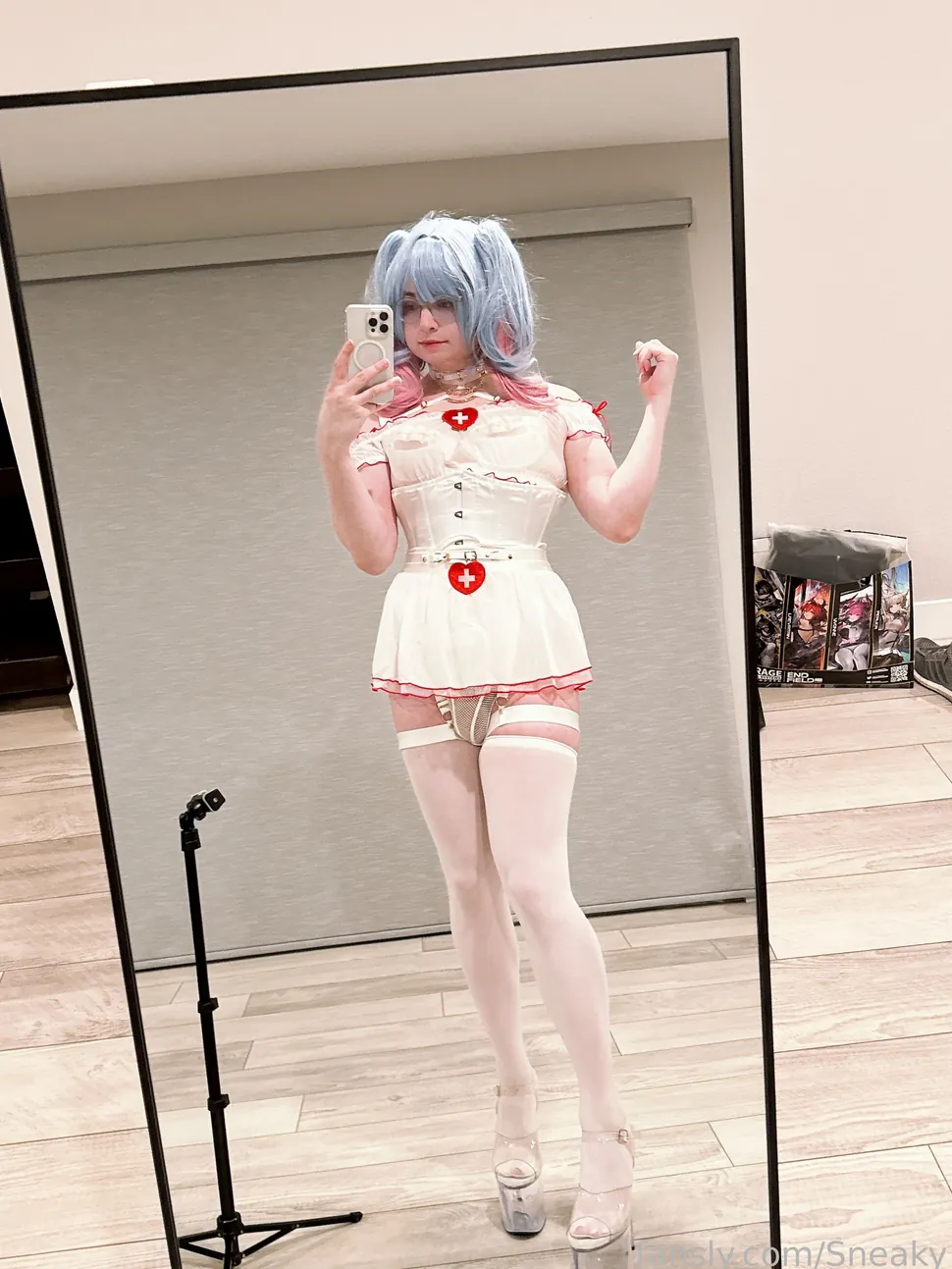 Sneaky camshow