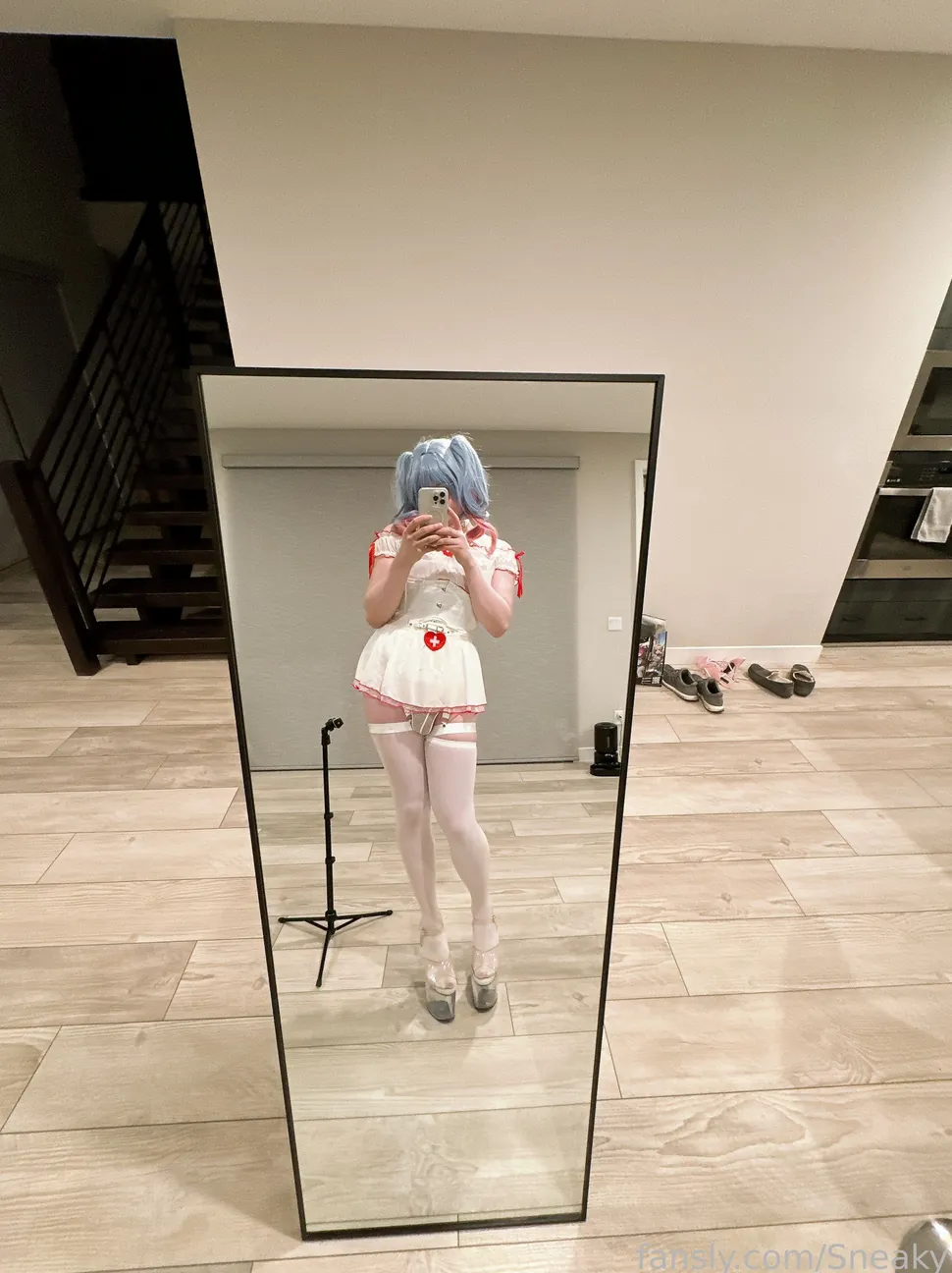 Sneaky camshow