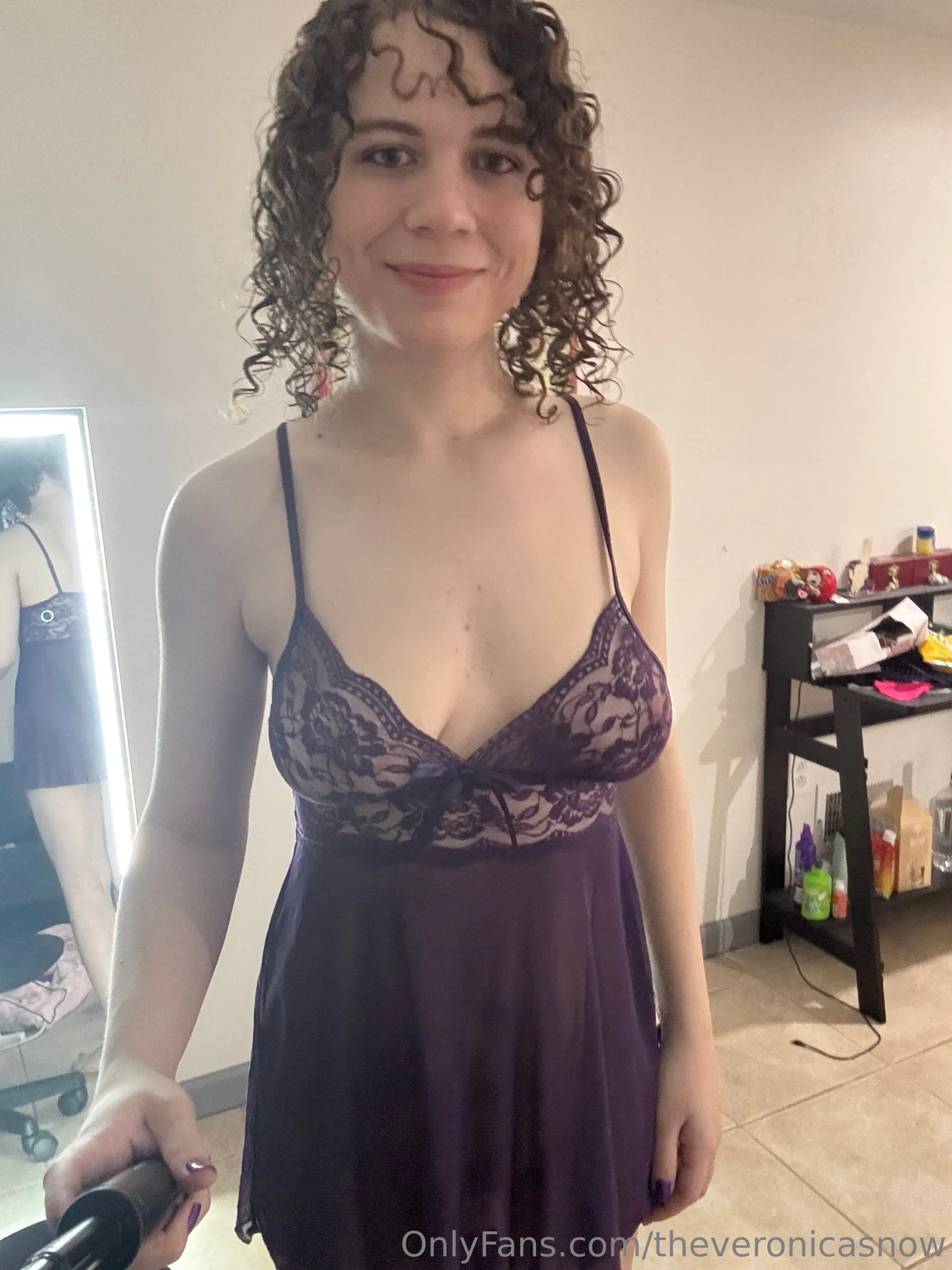 Veronica Snow camshow