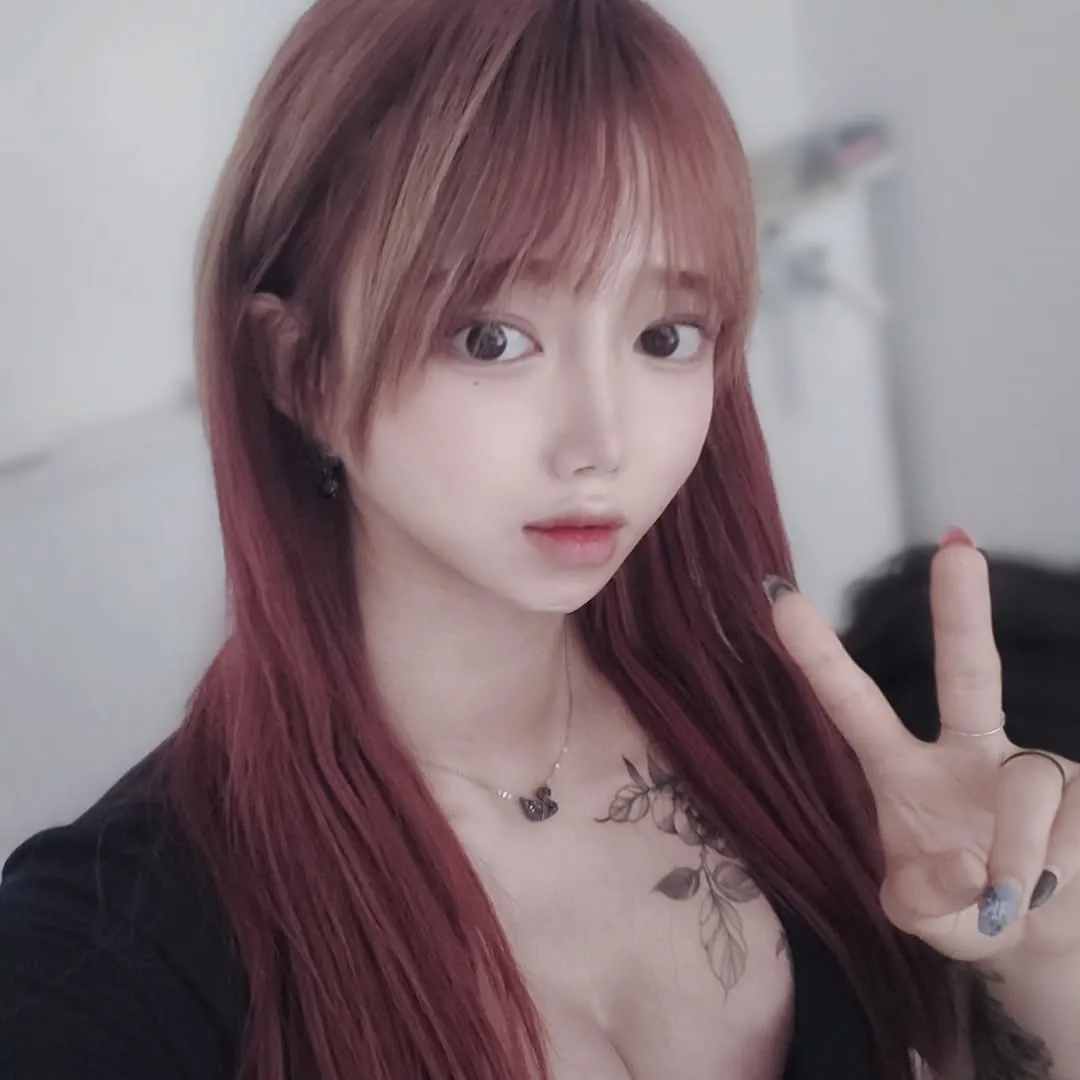 arinbeauty0812 camshow