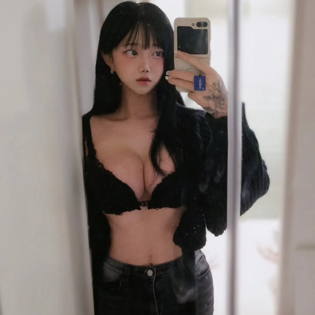arinbeauty0812 camshow