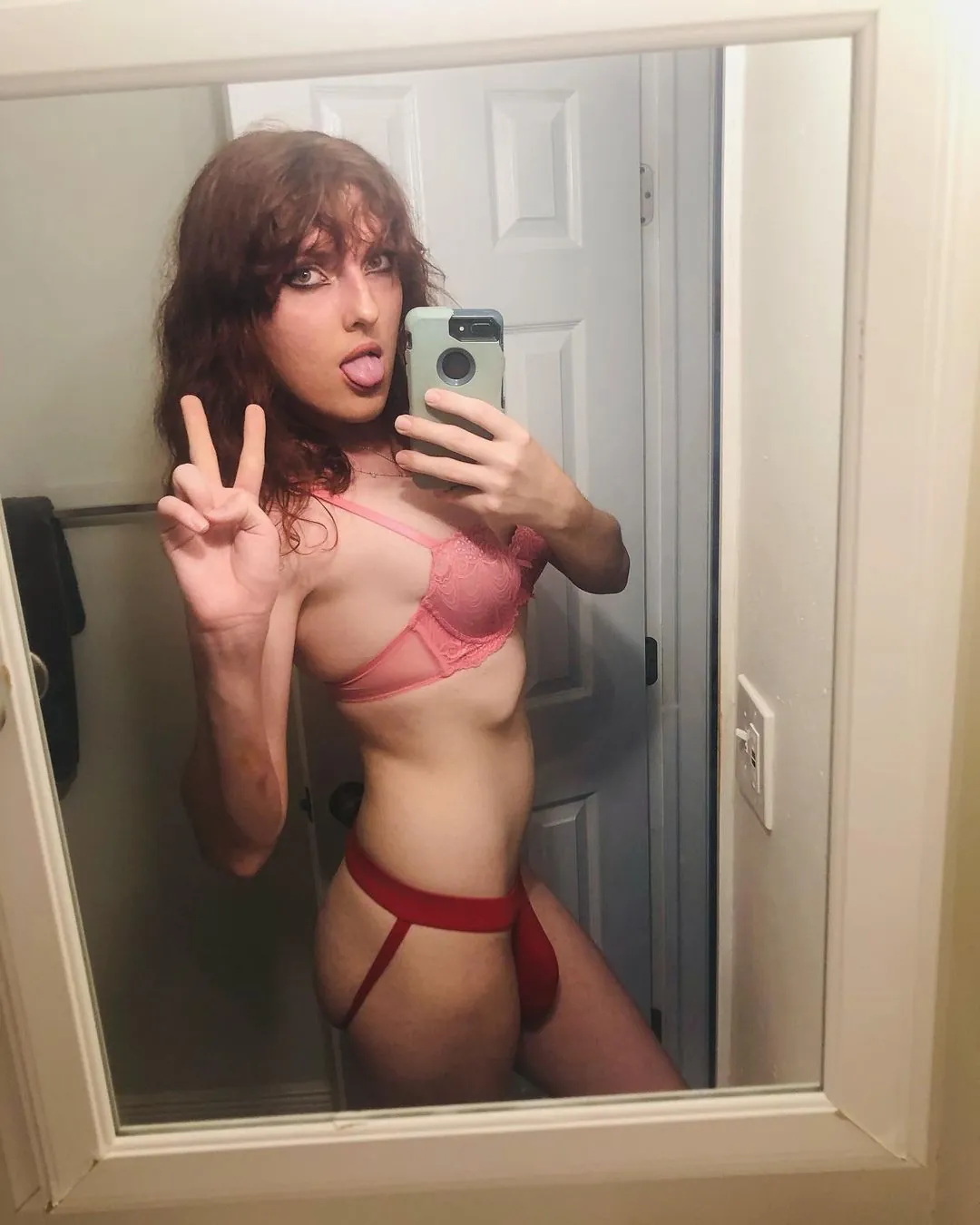 Kelly Nixe camshow