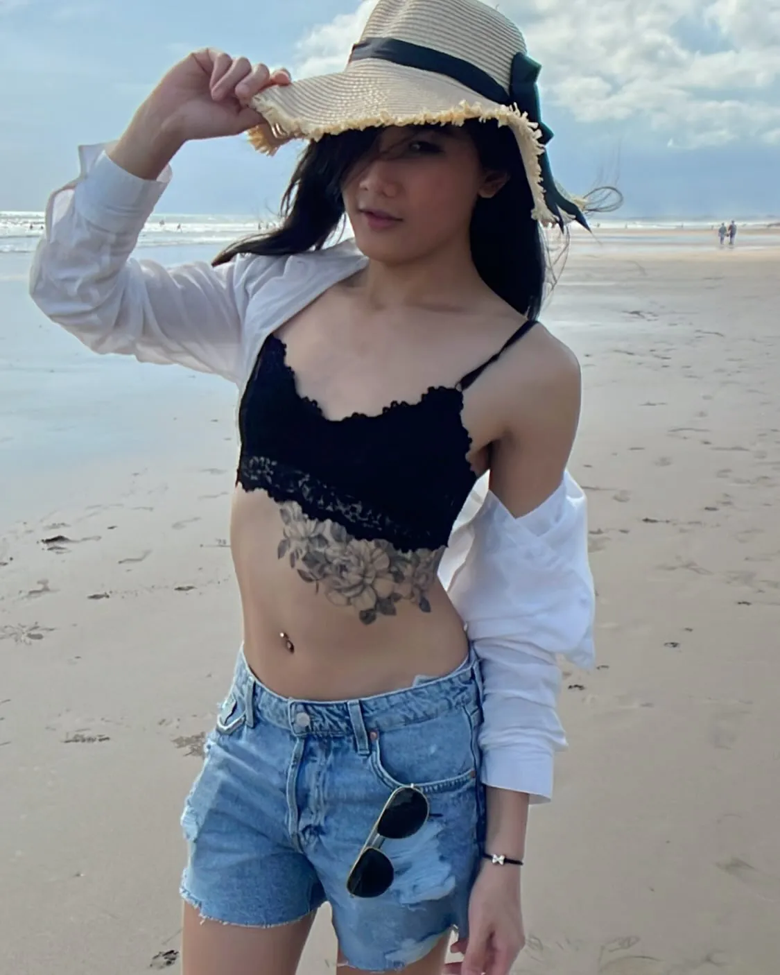 Loveypikachu camshow
