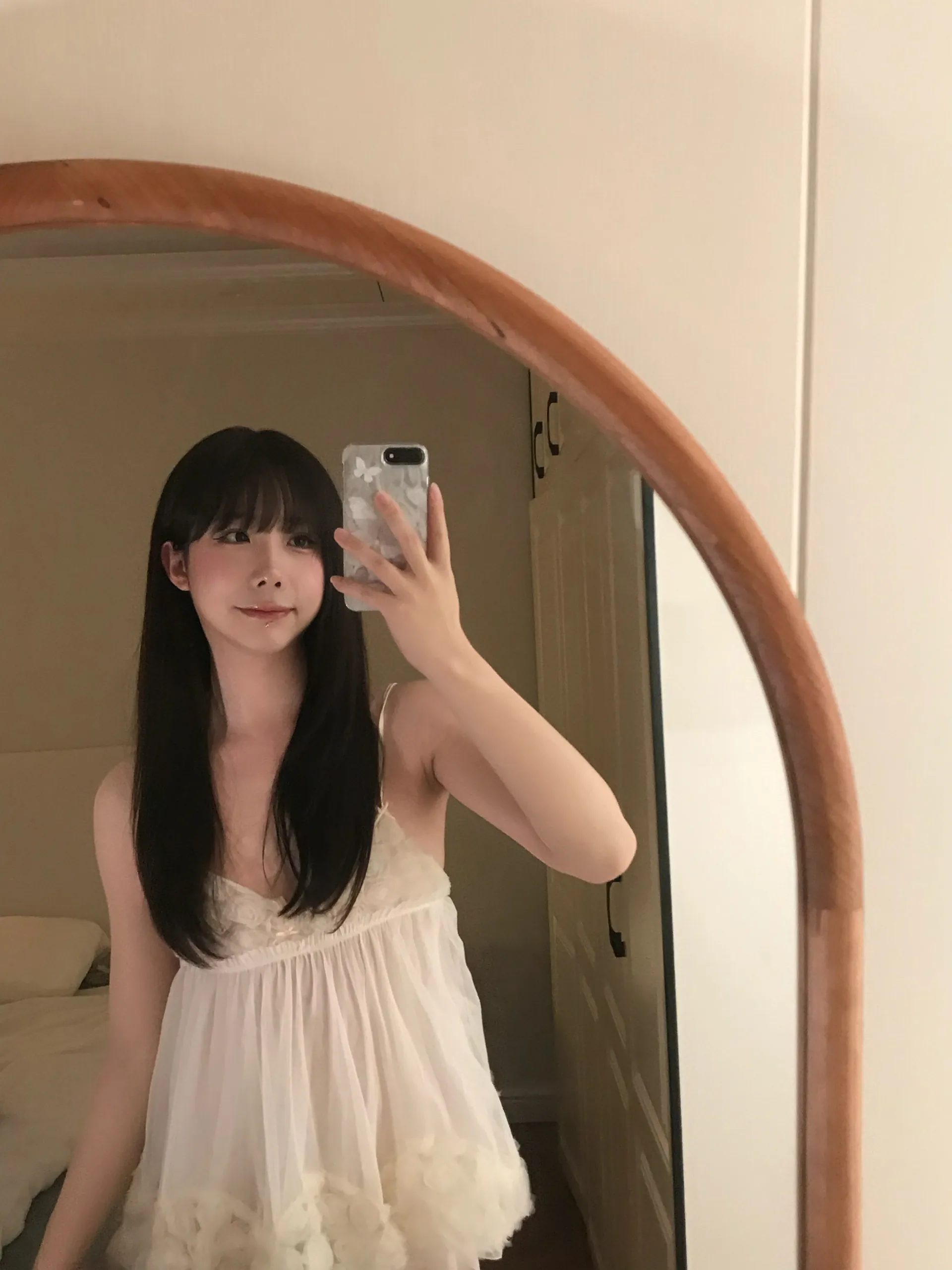 shiliuyelei camshow