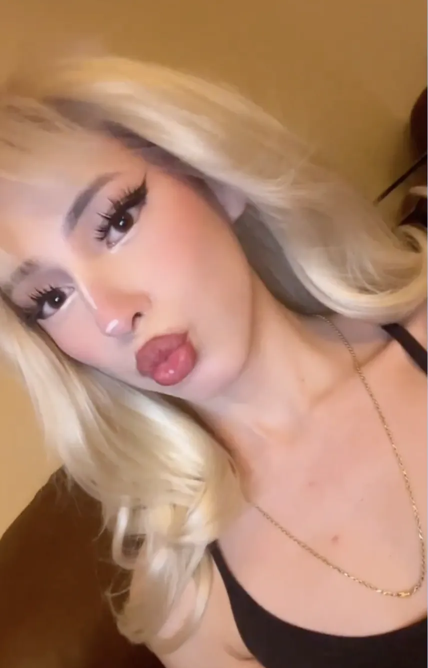 Tbaddie19 camshow