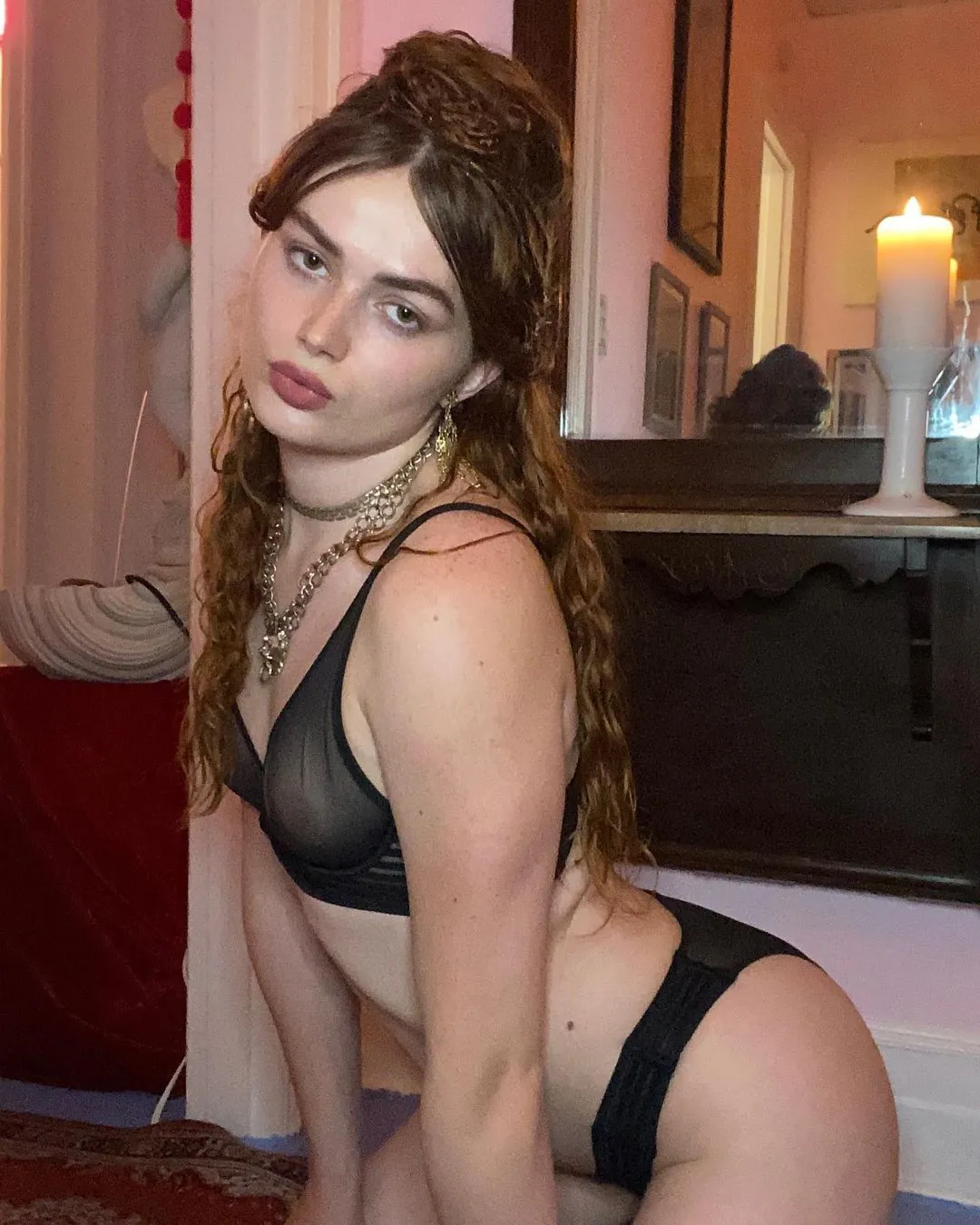 Viola Costa camshow