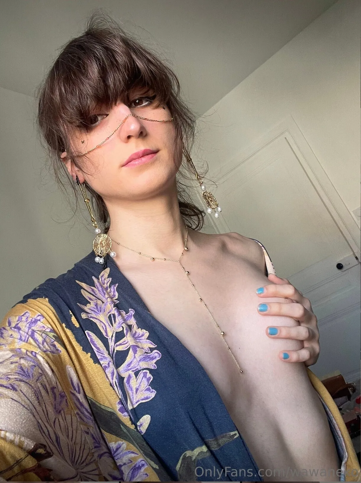 Wawaneko — ts nudes & cam show