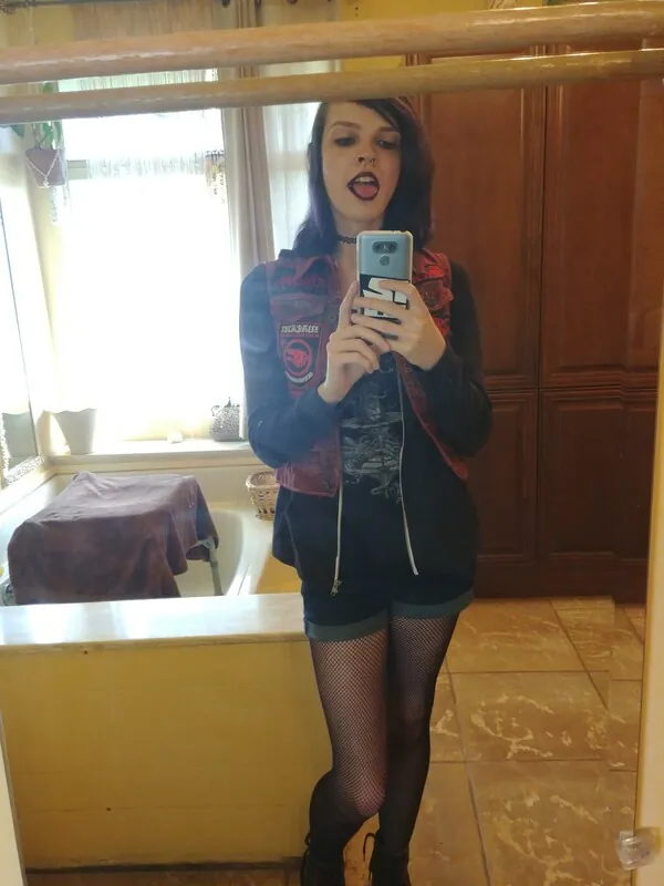 Anri Singer camshow