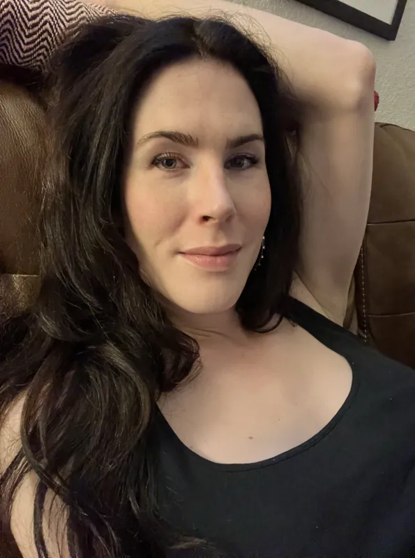 Chanel Noir camshow