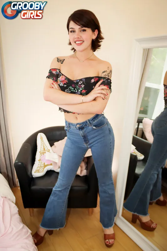 Daisy Taylor camshow