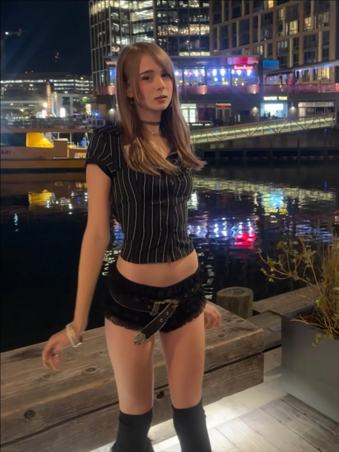 Jadoreeana camshow