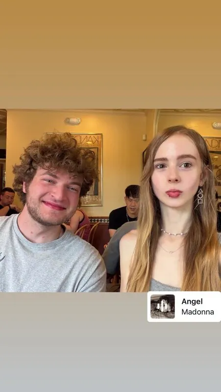 Jadoreeana camshow
