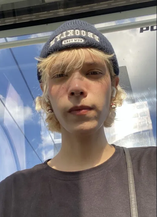Lukas_bennett camshow