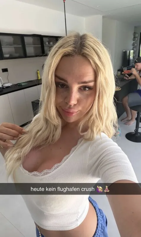 Milaneedls camshow