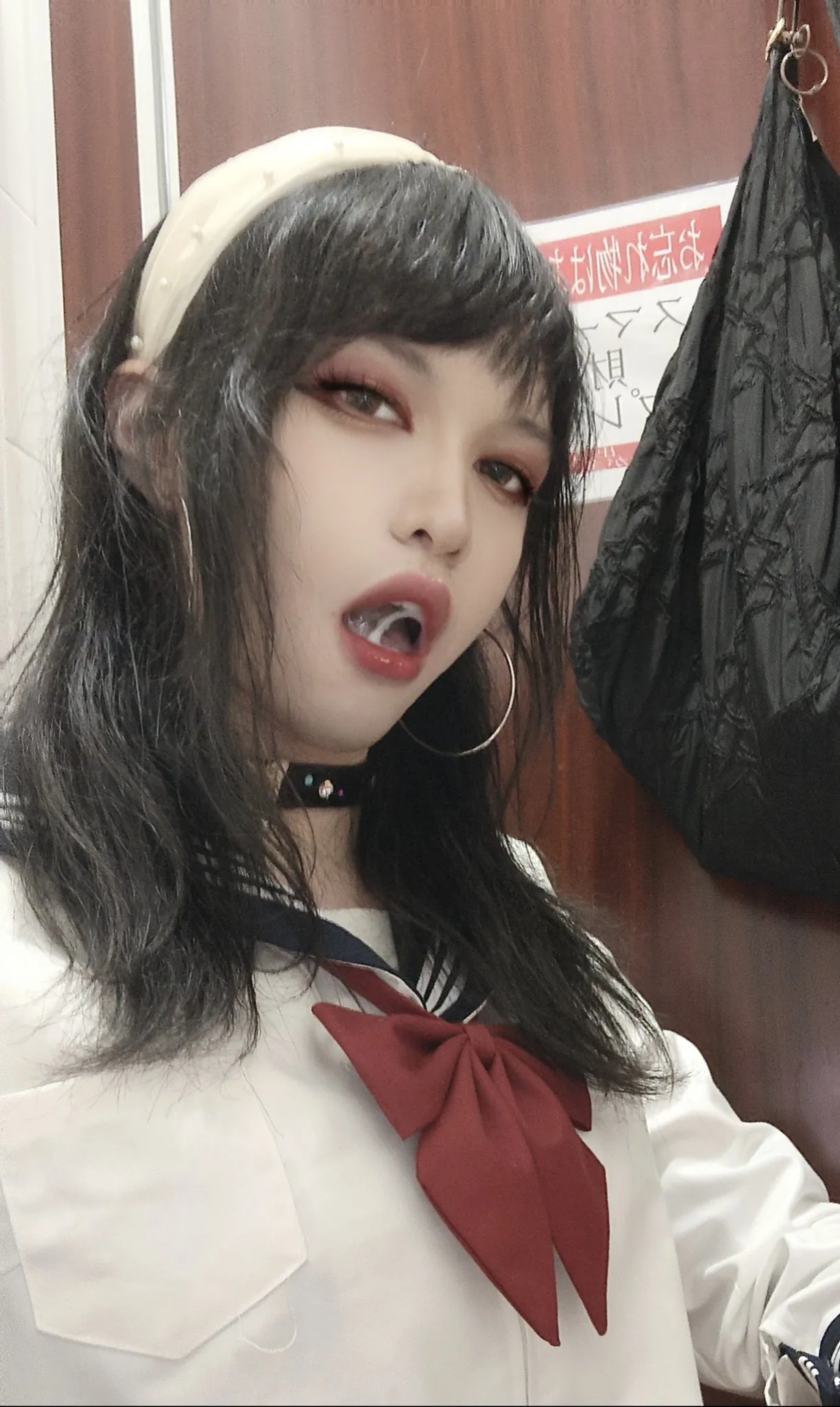 Niki_Tivia camshow