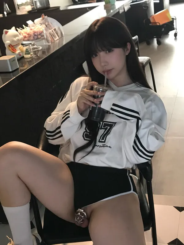 shiliuyelei camshow