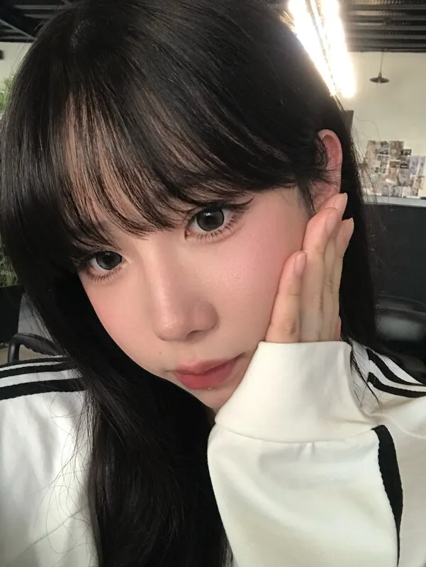 shiliuyelei update — 21 new photos & new leaks