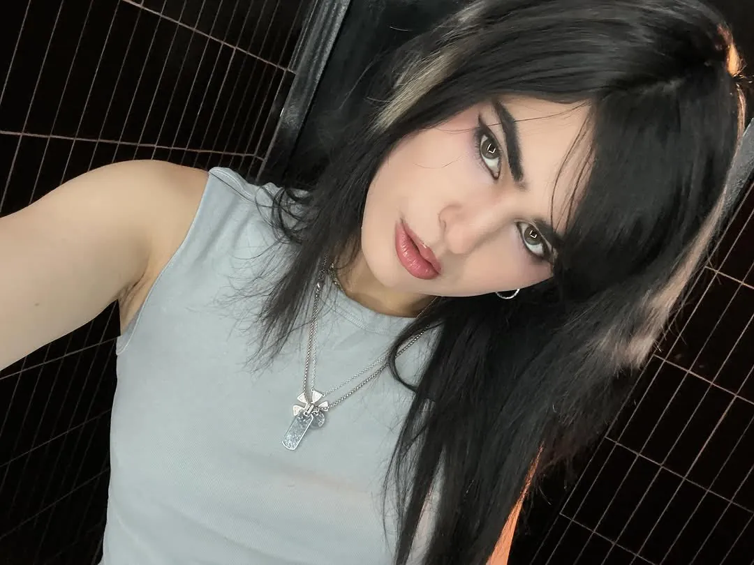 underscores — OnlyFans leaks & nudes