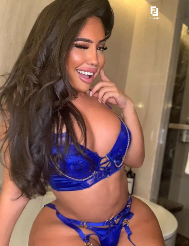 ZinaaTS camshow