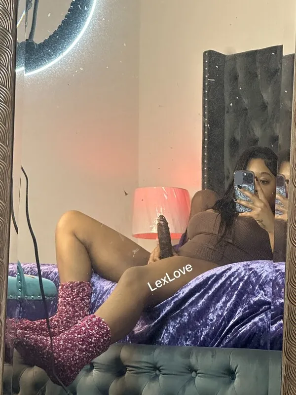 iamlexlove camshow