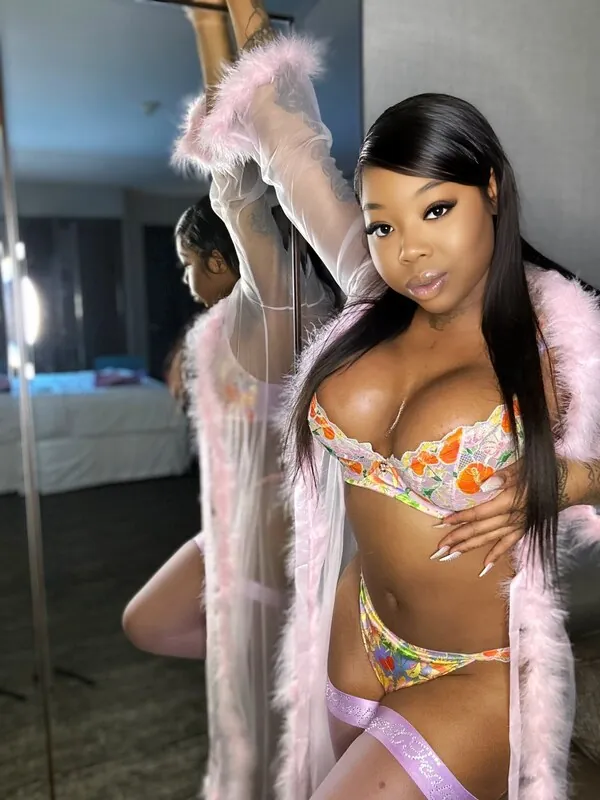 iamlexlove camshow