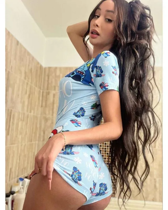 Veenus_ camshow