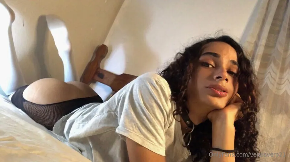venusvero21 camshow