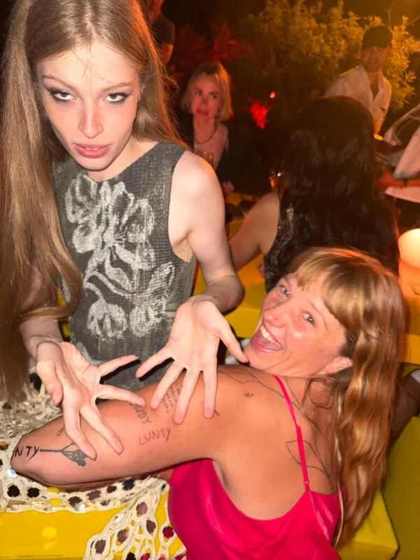 Vivian Jenna Wilson camshow