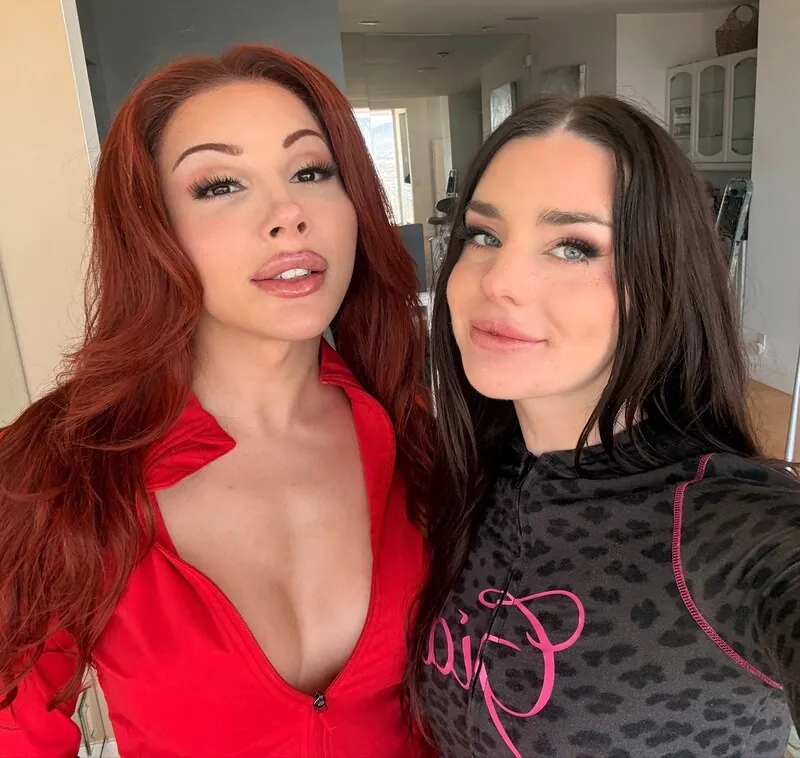 Ariel Demure update — 30 new photos + 3 videos & new leaks