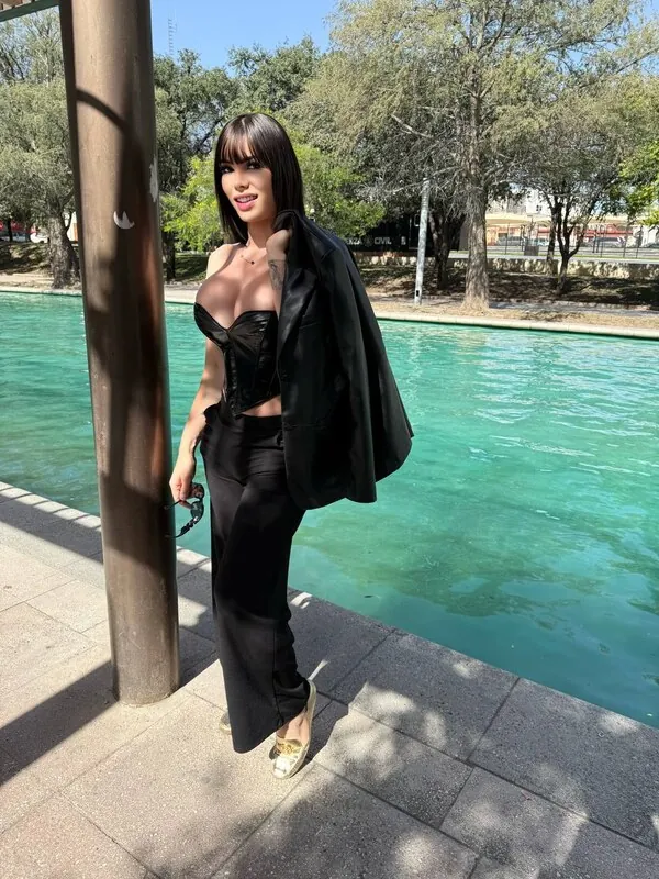 Gia Itzel camshow