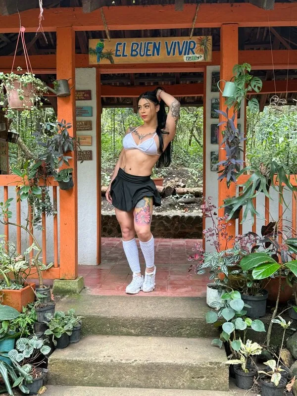 LunayCamila camshow