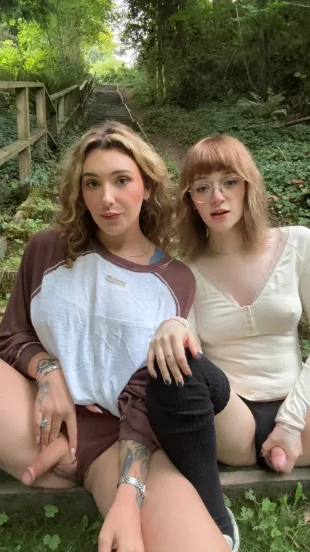 Moxie Doll camshow