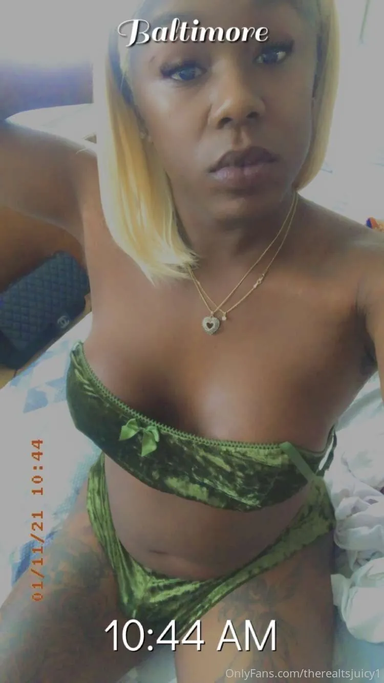 TheRealTsJuicy camshow