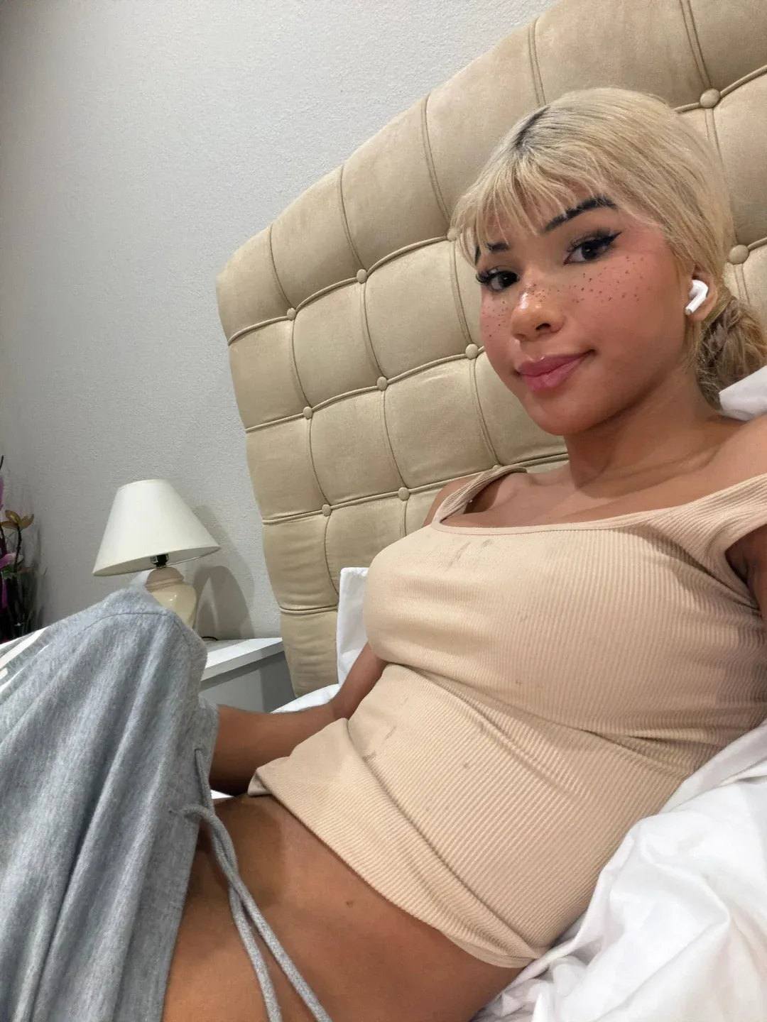 Valeri_Bigcock camshow