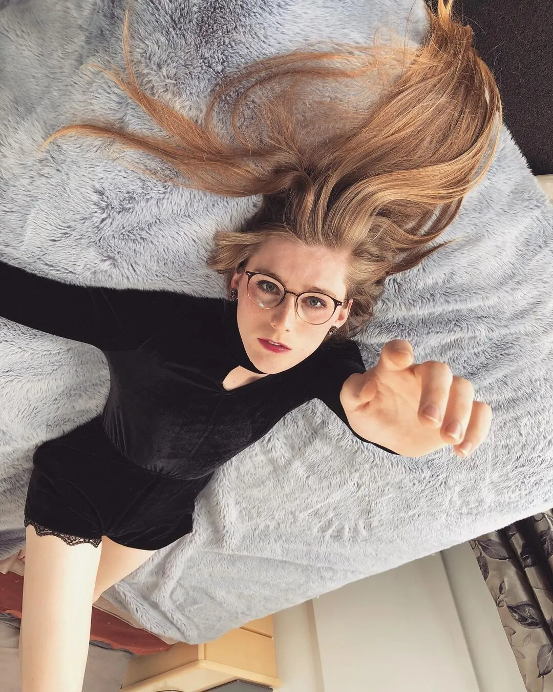 Alice in Wonder1and camshow