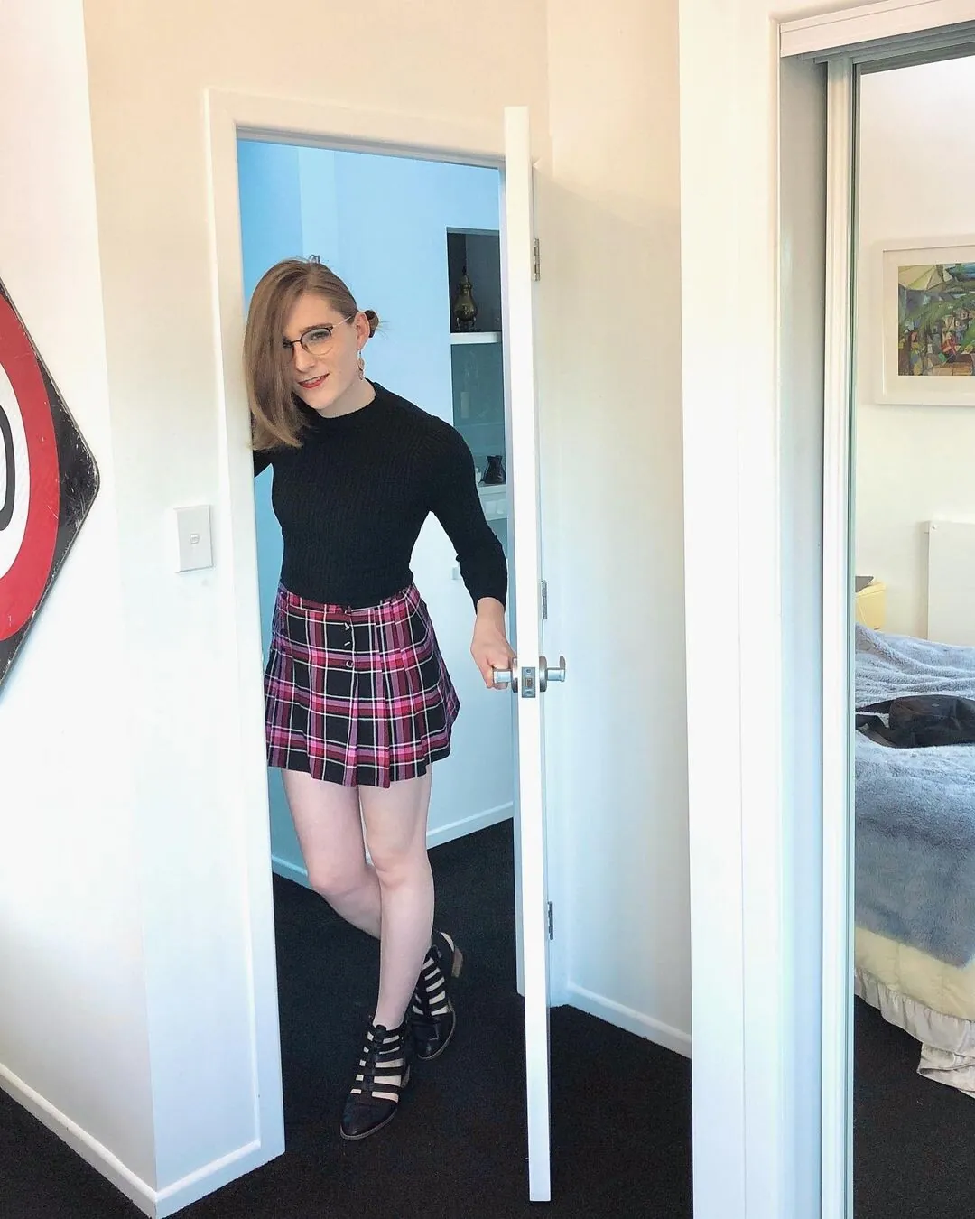 Alice in Wonder1and camshow