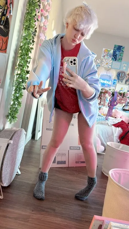 Indigo White camshow