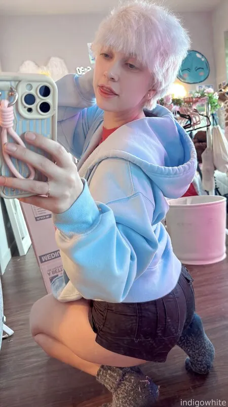 Indigo White camshow
