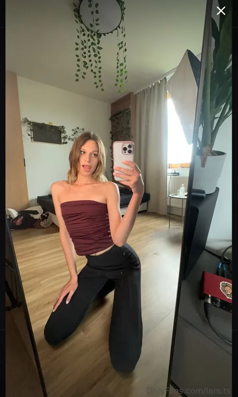 lars.ts camshow
